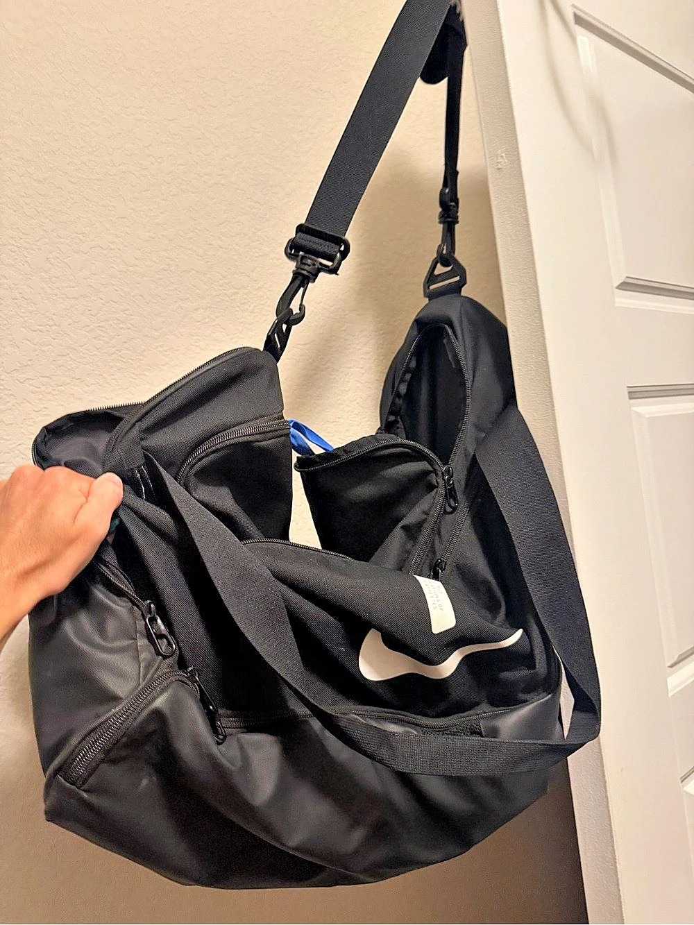 Nike Gym Club Duffel Bag Black Shoulder Bag